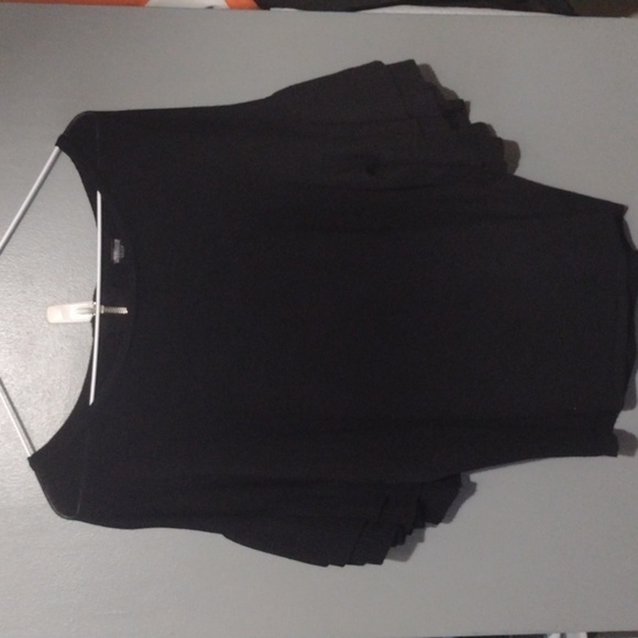 Madison Lilly sweater small - Picture 1 of 8